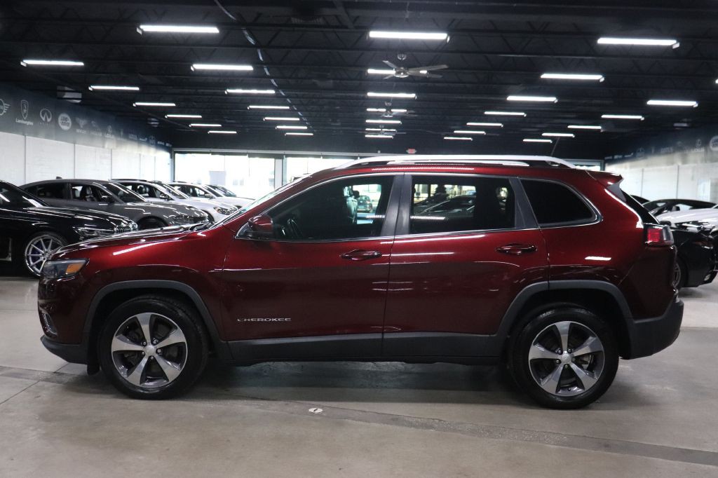 2019 Jeep Cherokee Image 2