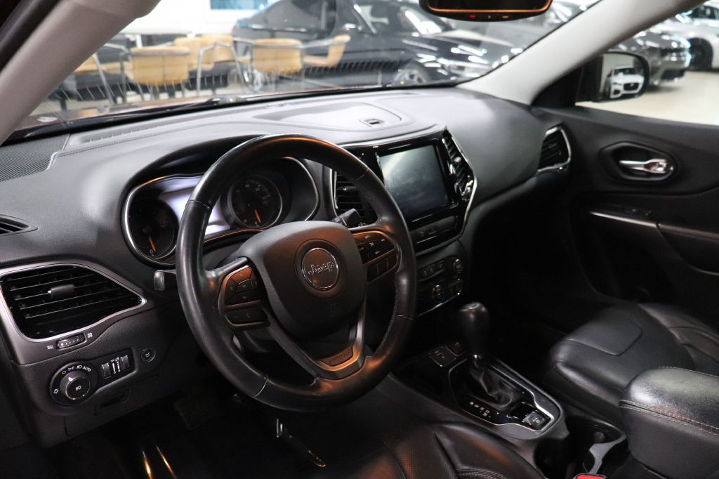 2019 Jeep Cherokee Image 13