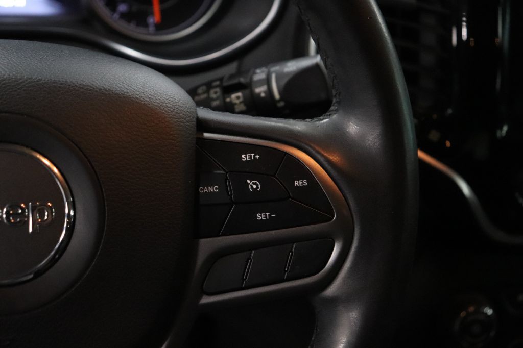 2019 Jeep Cherokee Image 29