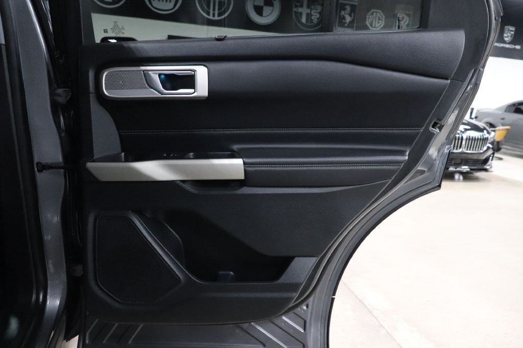 2022 Ford Explorer Image 28