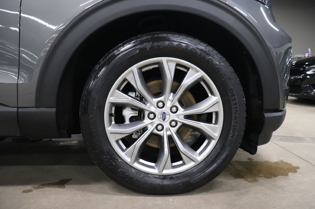 2022 Ford Explorer Image 39