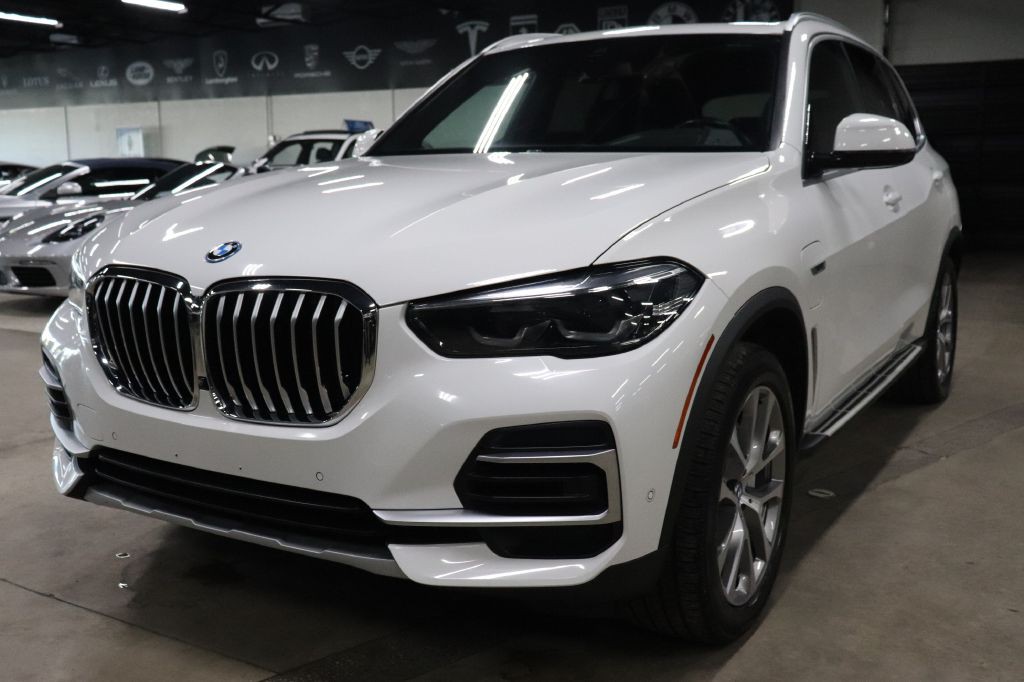2023 BMW X5 Image 1
