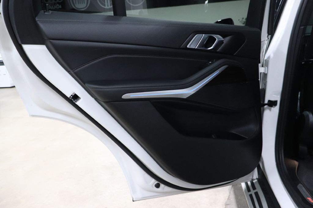 2023 BMW X5 Image 19
