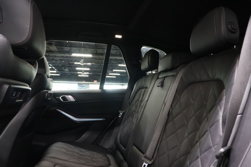 2023 BMW X5 Image 21