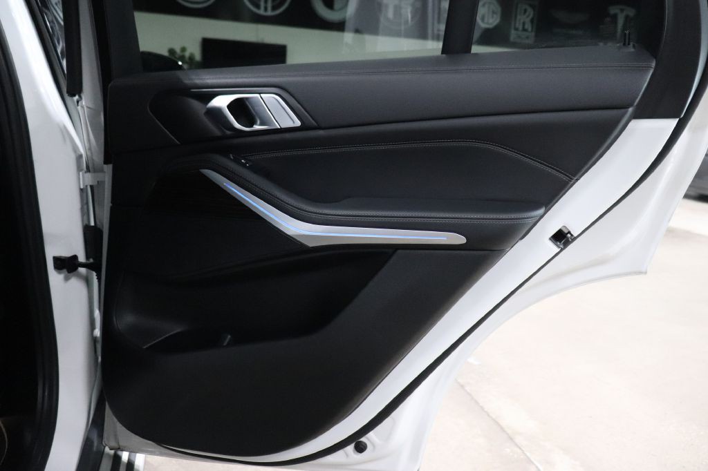 2023 BMW X5 Image 25