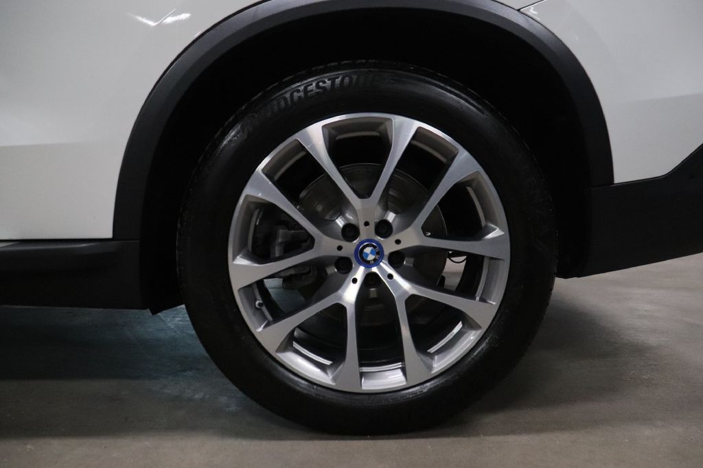 2023 BMW X5 Image 33