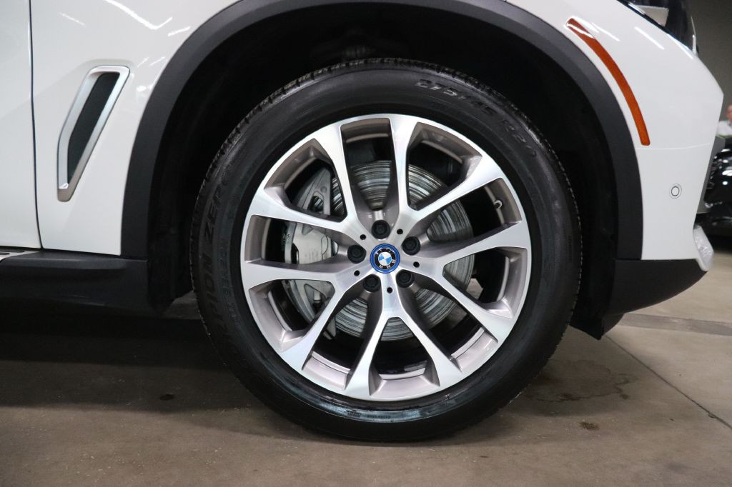2023 BMW X5 Image 35