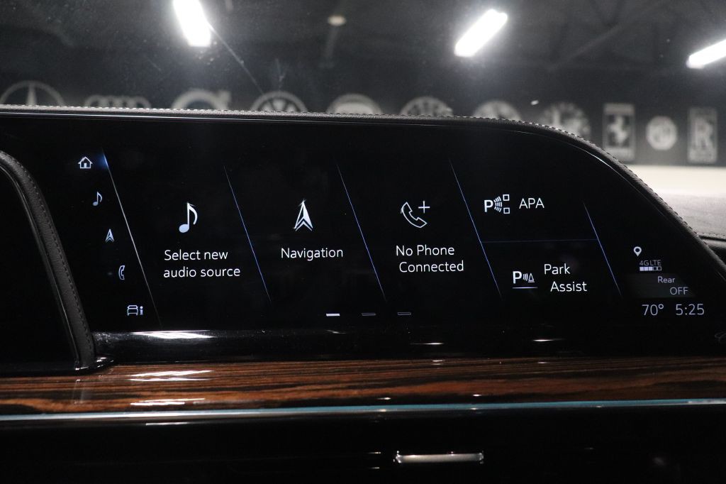 2022 Cadillac Escalade Image 12