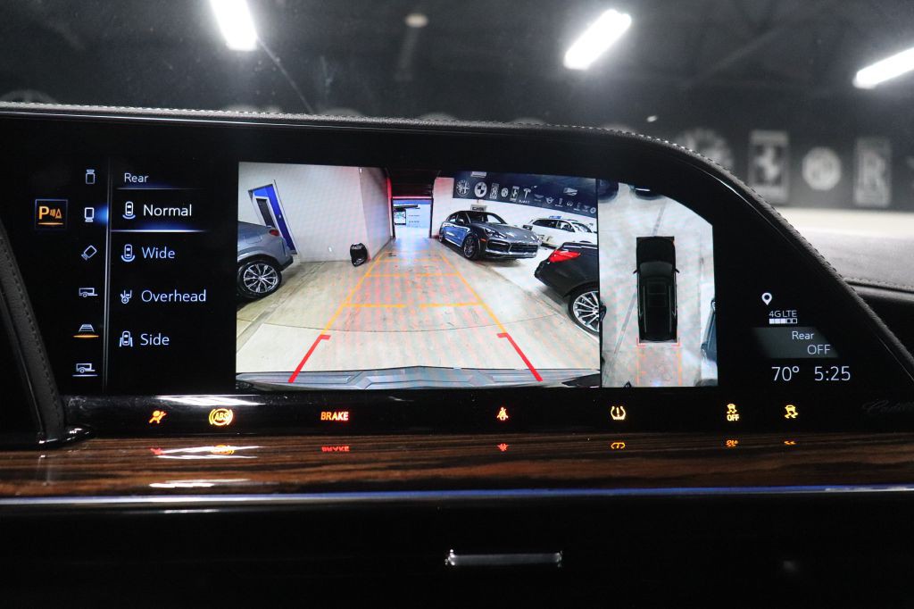 2022 Cadillac Escalade Image 14