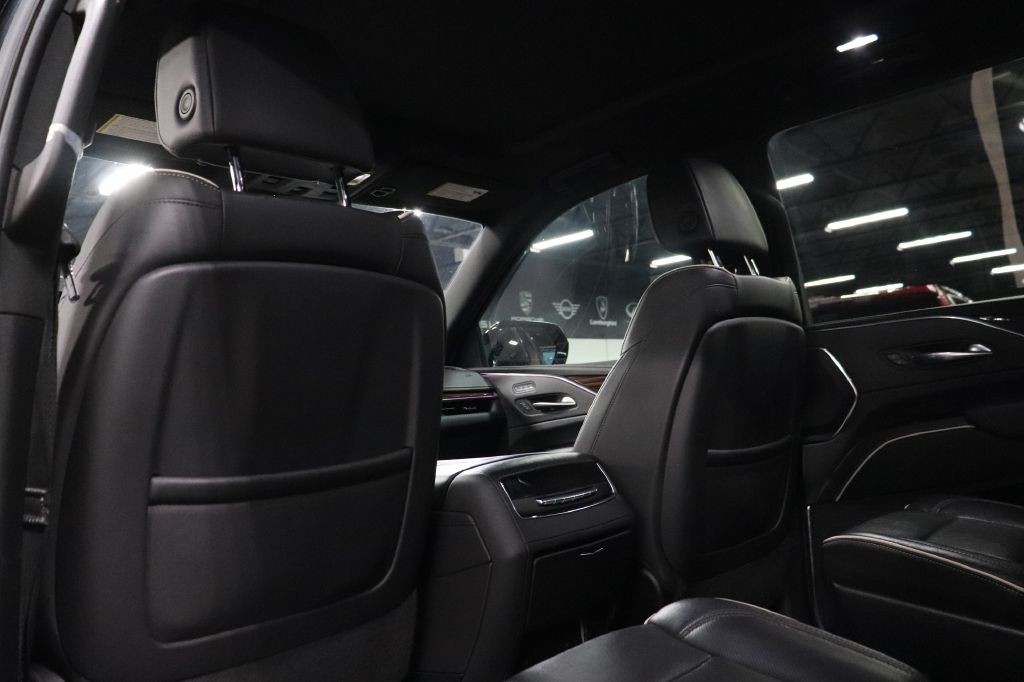 2022 Cadillac Escalade Image 22