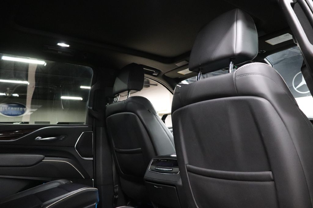 2022 Cadillac Escalade Image 28
