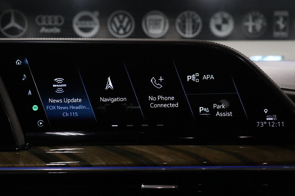 2021 Cadillac Escalade Image 12