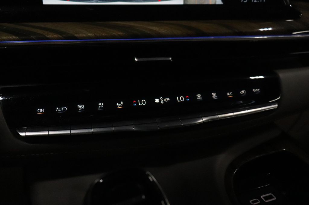 2021 Cadillac Escalade Image 15