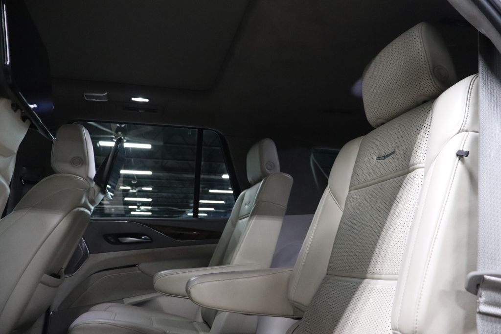 2021 Cadillac Escalade Image 23