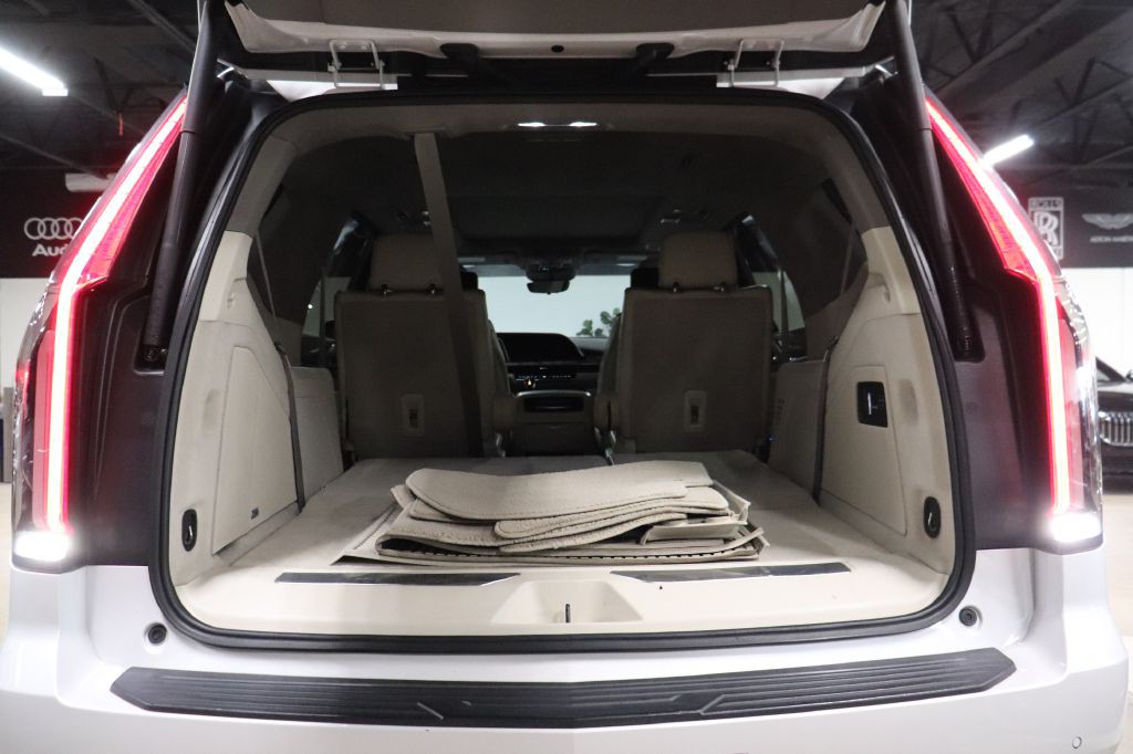 2021 Cadillac Escalade Image 27