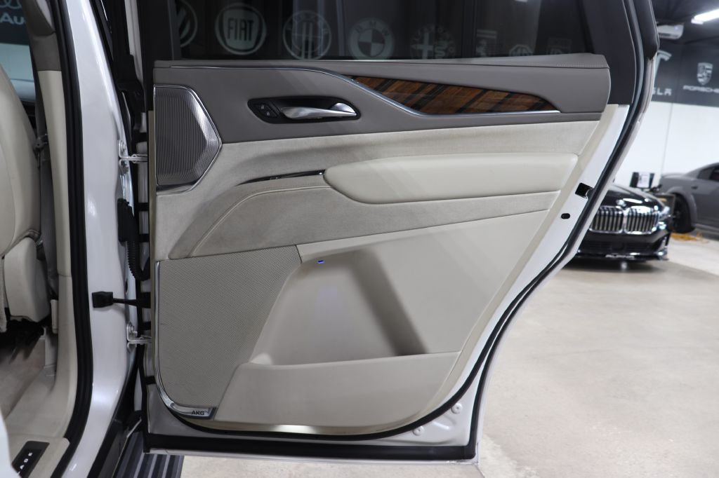 2021 Cadillac Escalade Image 28