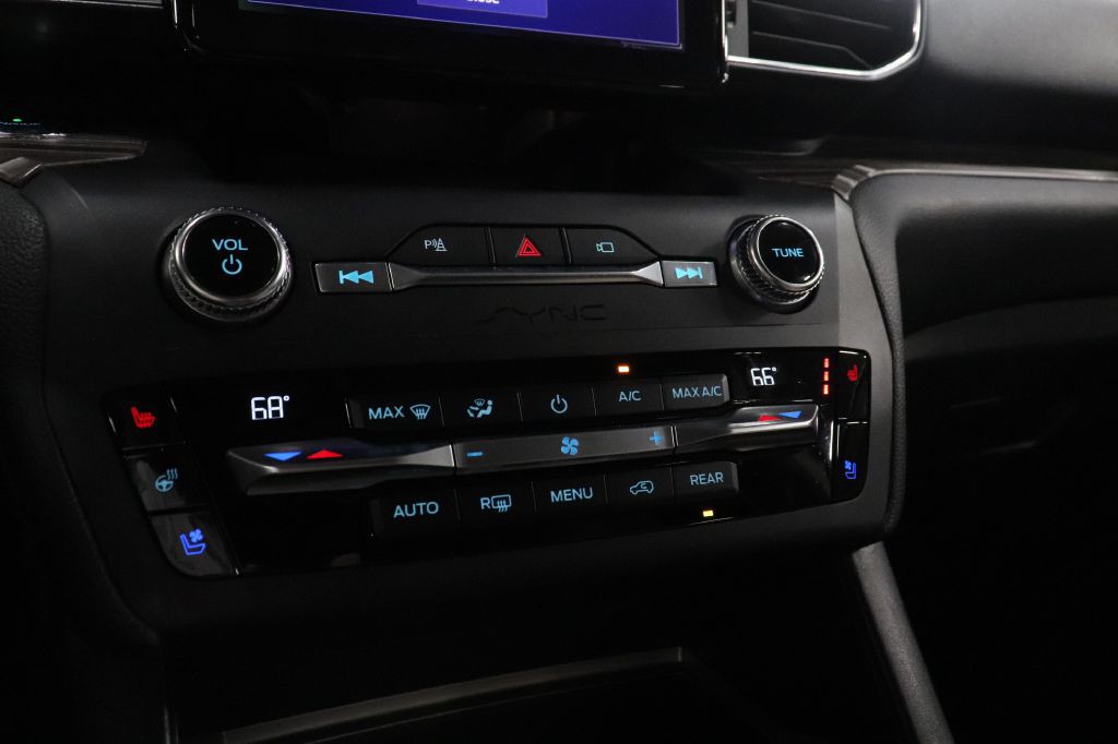 2020 Ford Explorer Image 15