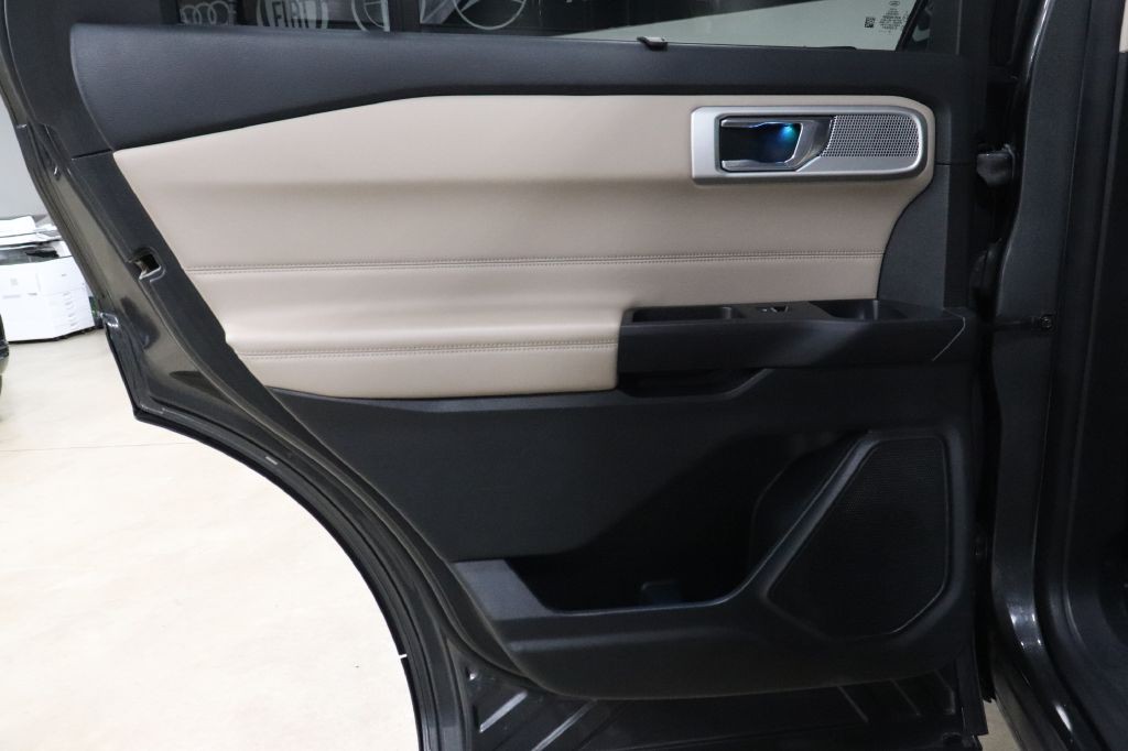 2020 Ford Explorer Image 21