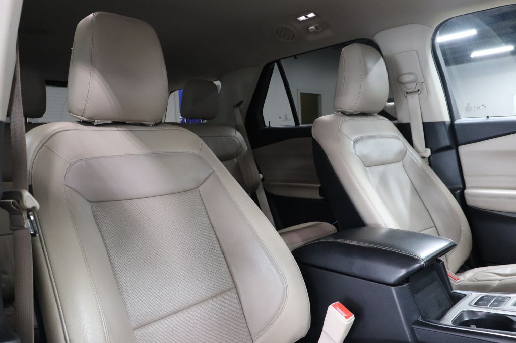 2020 Ford Explorer Image 34