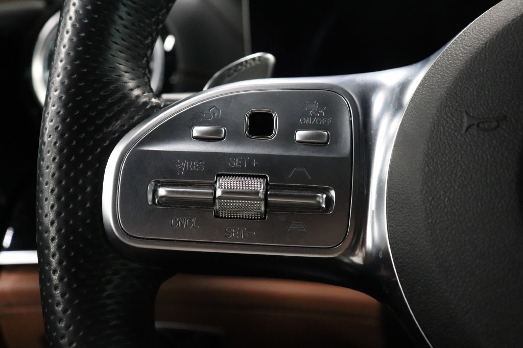 2020 Mercedes-Benz AMG GT Image 19