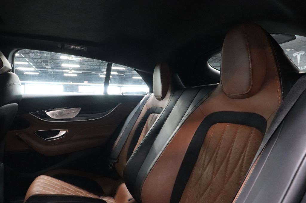 2020 Mercedes-Benz AMG GT Image 23