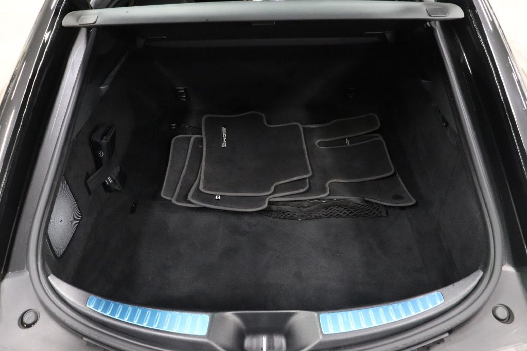 2020 Mercedes-Benz AMG GT Image 25