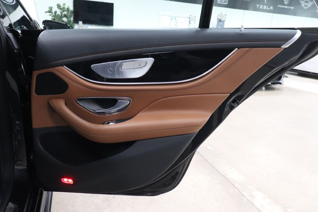 2020 Mercedes-Benz AMG GT Image 26