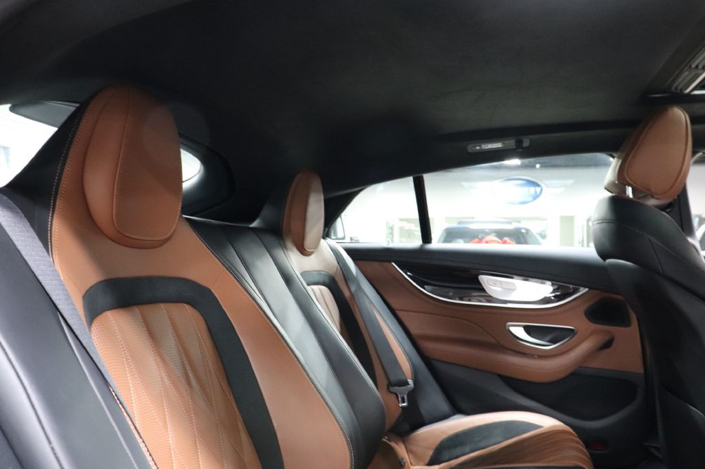 2020 Mercedes-Benz AMG GT Image 28