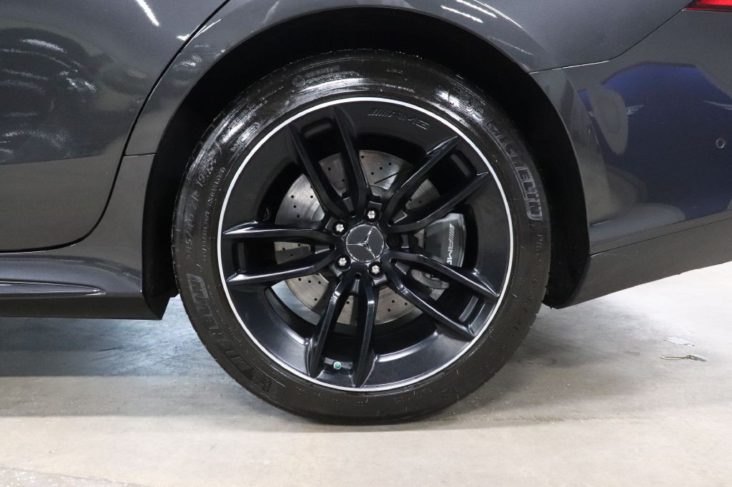 2020 Mercedes-Benz AMG GT Image 34