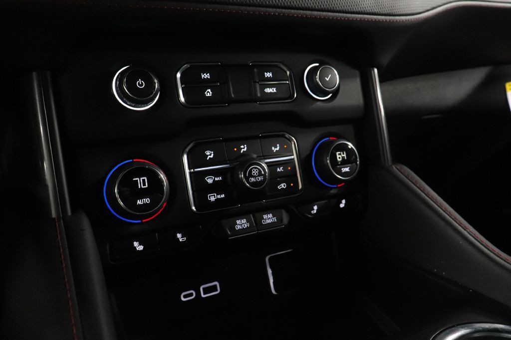 2024 Chevrolet Suburban Image 15