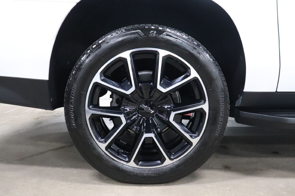 2024 Chevrolet Suburban Image 37