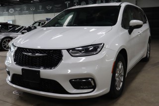 Image for 2023 Chrysler Pacifica Touring L ID: 7108655