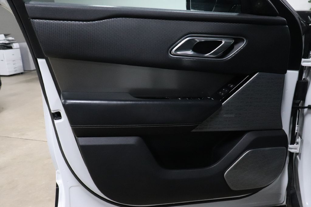 2018 Land Rover Range Rover Image 9