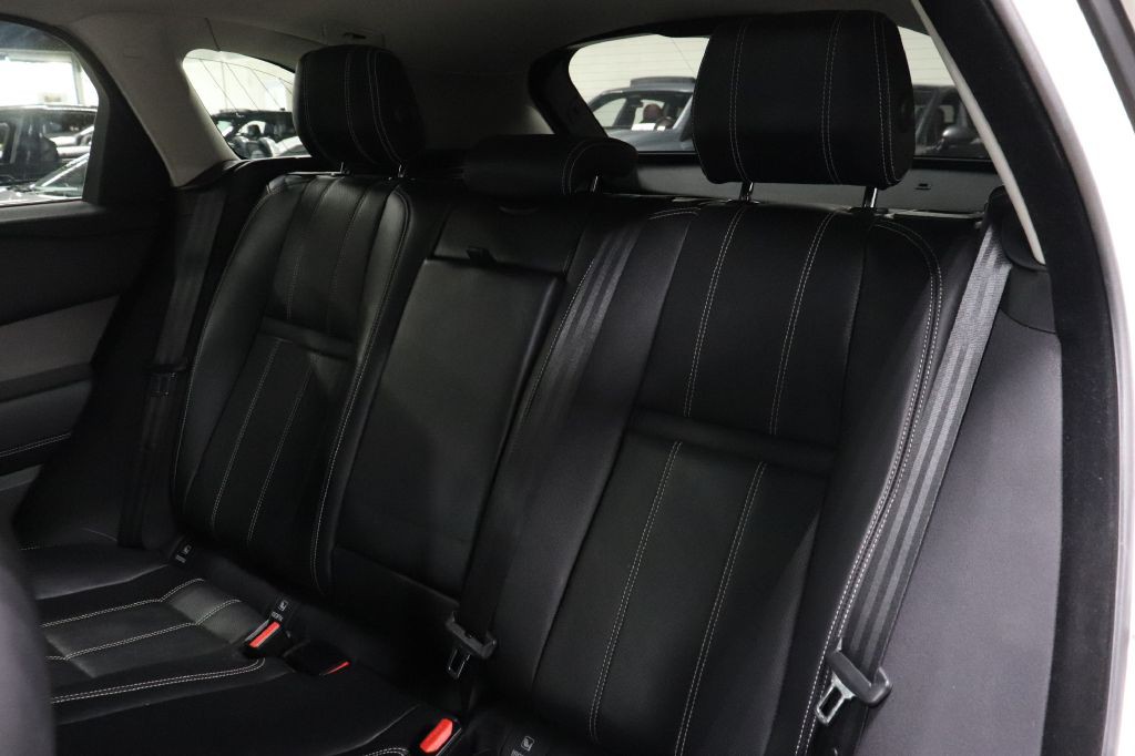 2018 Land Rover Range Rover Image 21