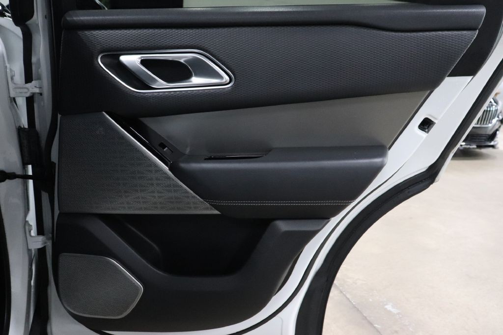 2018 Land Rover Range Rover Image 25