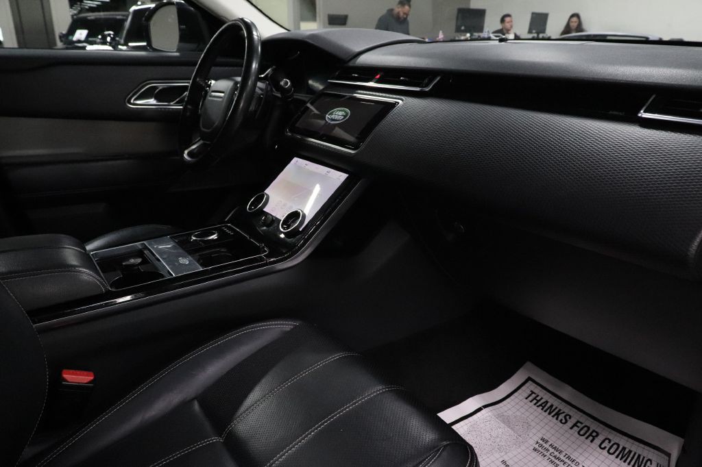 2018 Land Rover Range Rover Image 29