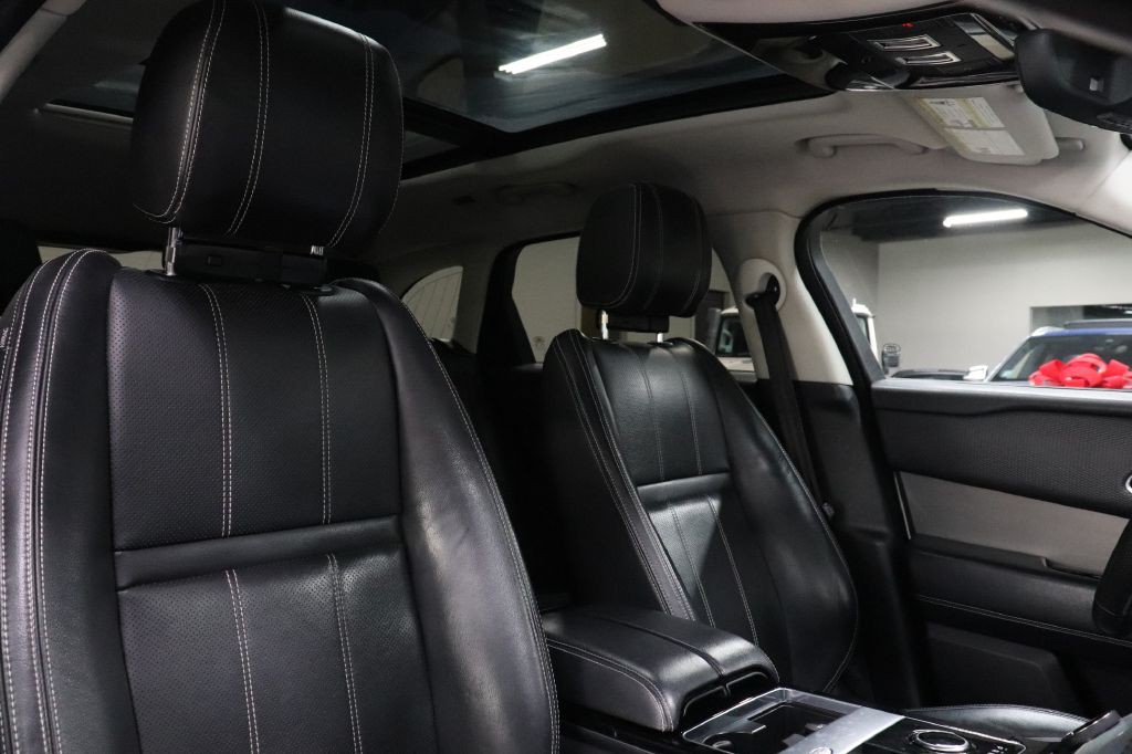 2018 Land Rover Range Rover Image 30