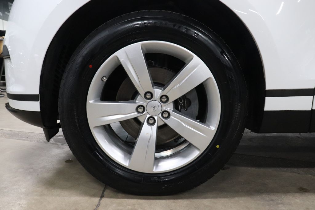 2018 Land Rover Range Rover Image 33