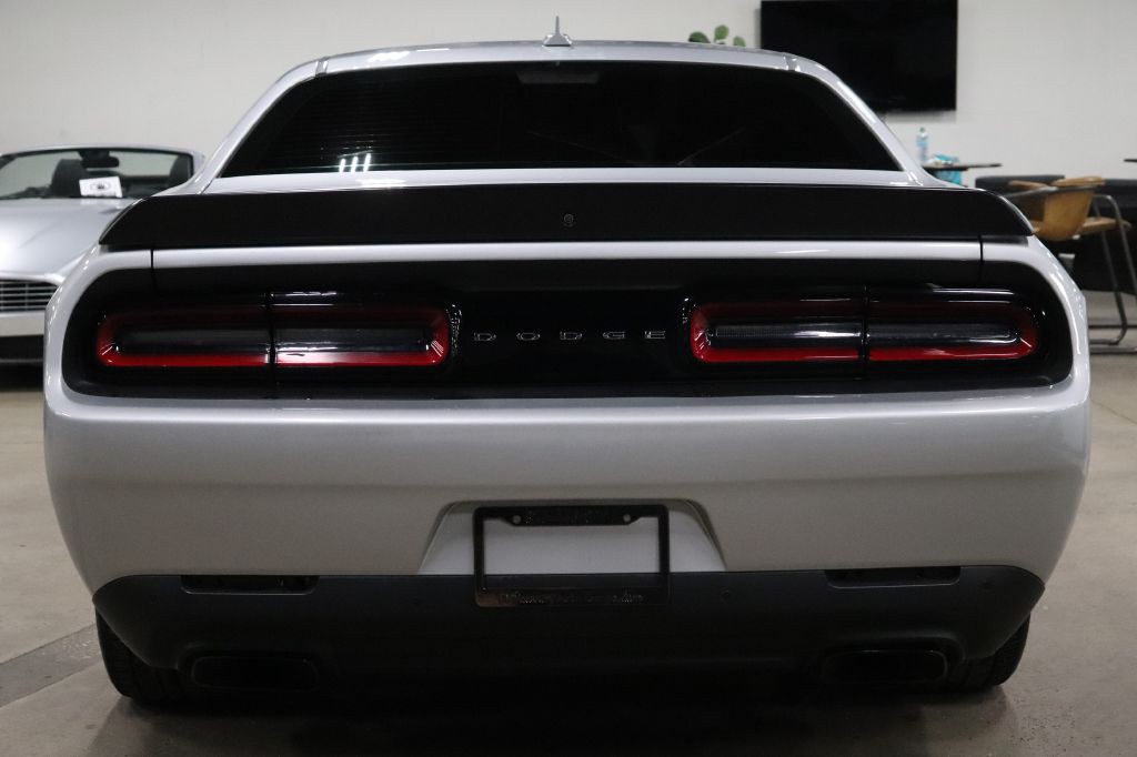 2023 Dodge Challenger Image 4