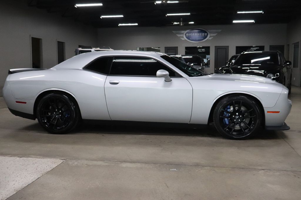 2023 Dodge Challenger Image 6