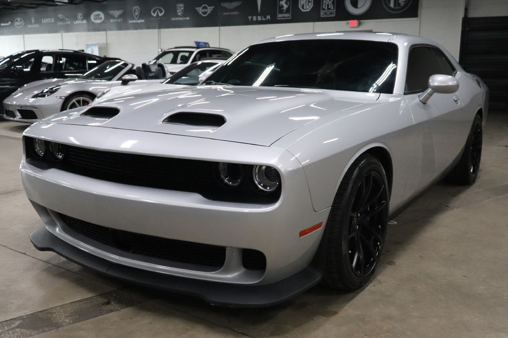 2023 Dodge Challenger Image 9