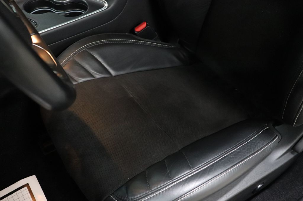 2023 Dodge Challenger Image 13