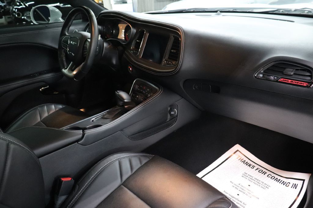 2023 Dodge Challenger Image 25