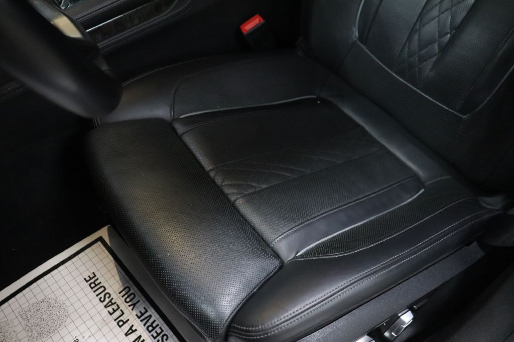 2019 BMW 7 Series Image 12