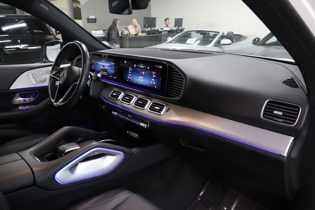 2024 Mercedes-Benz GLE-Class Image 25