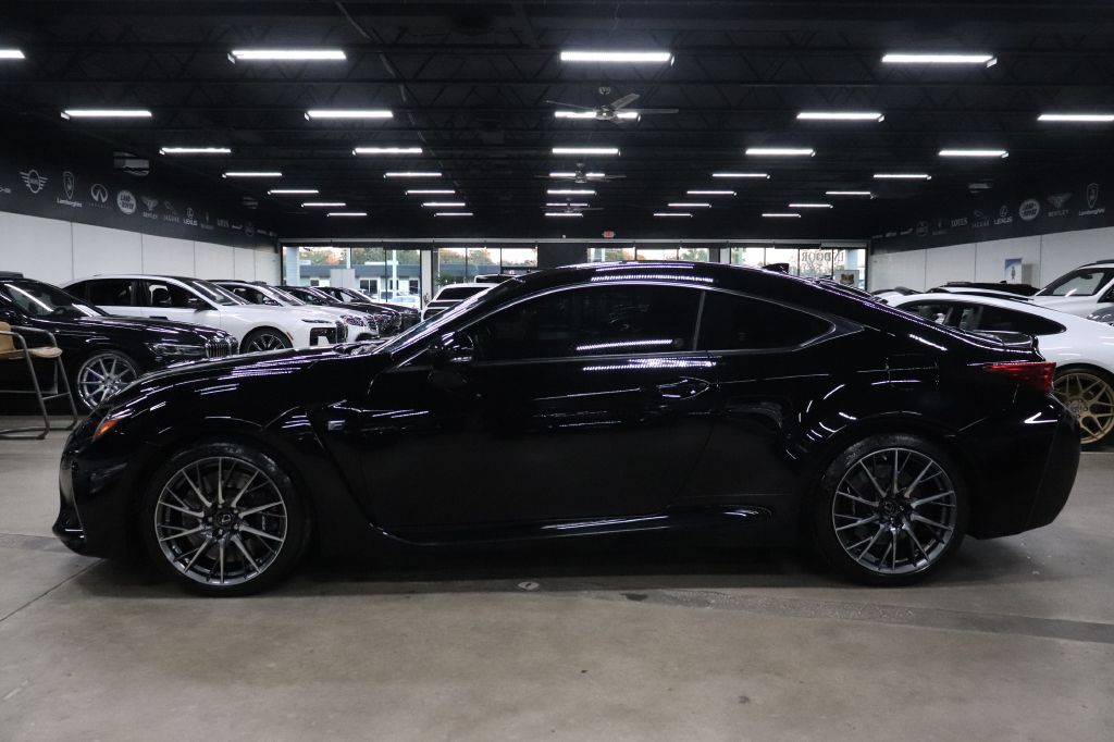 2015 Lexus RC F Image 2