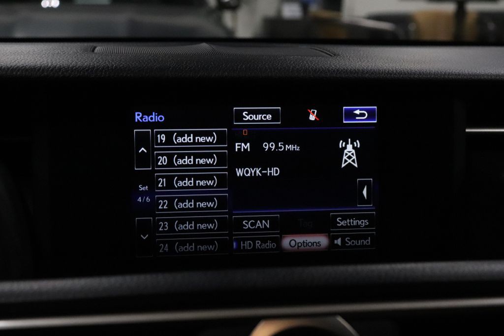 2015 Lexus RC F Image 25