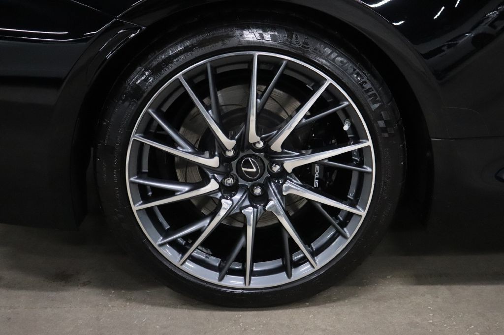 2015 Lexus RC F Image 31