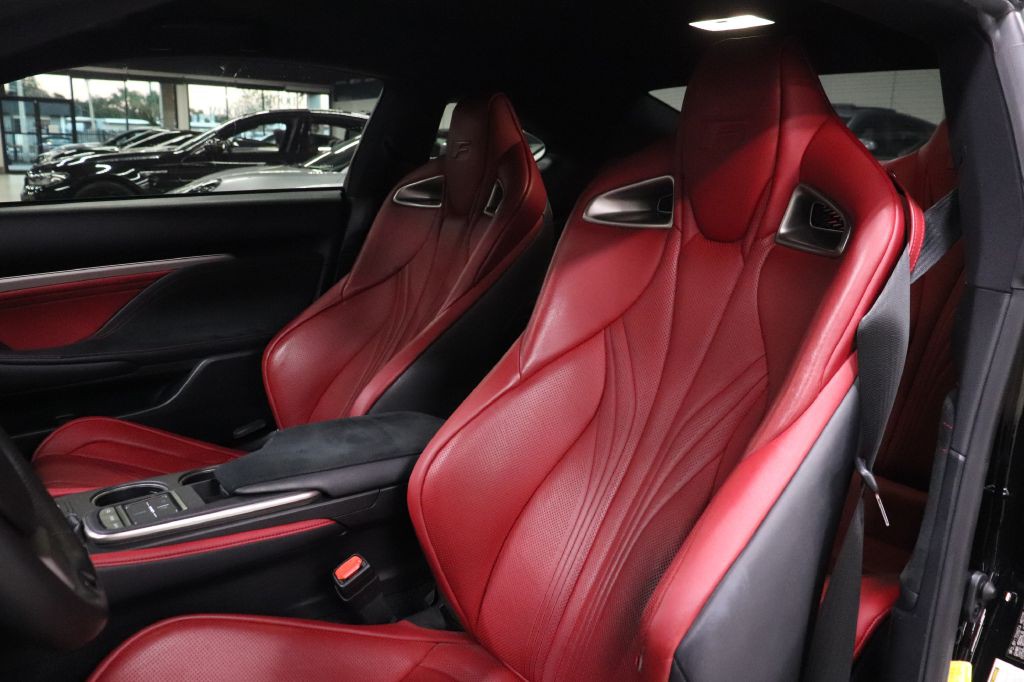 2015 Lexus RC F Image 10
