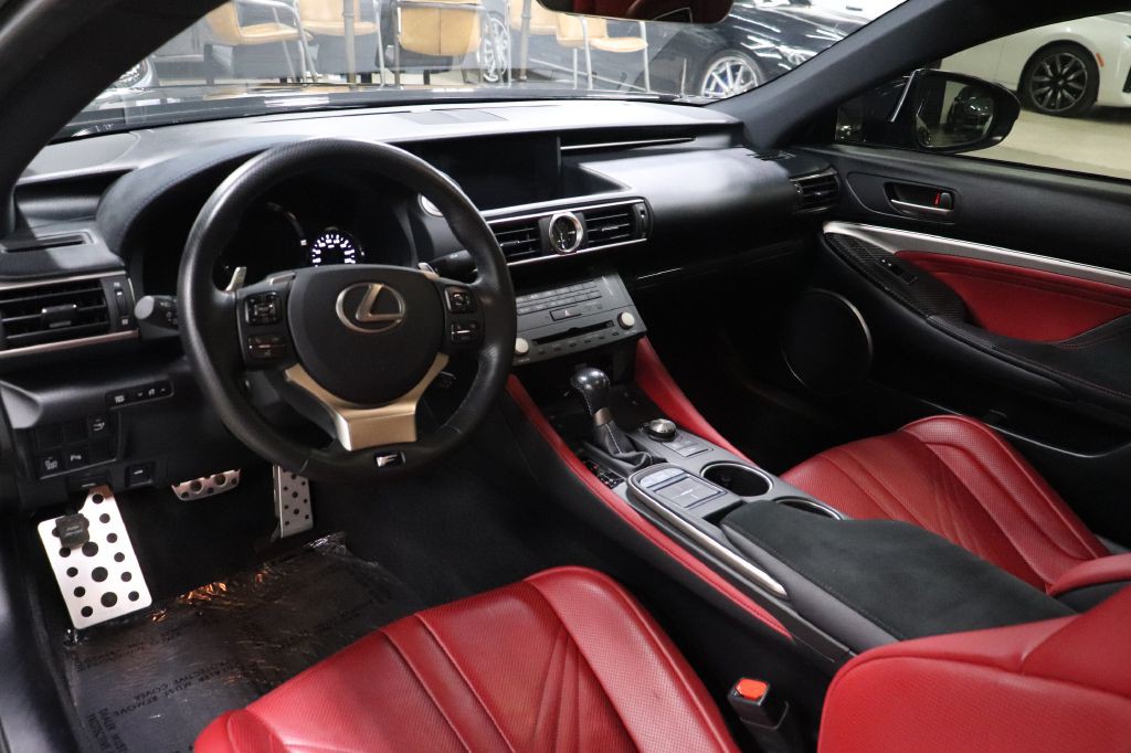 2015 Lexus RC F Image 11